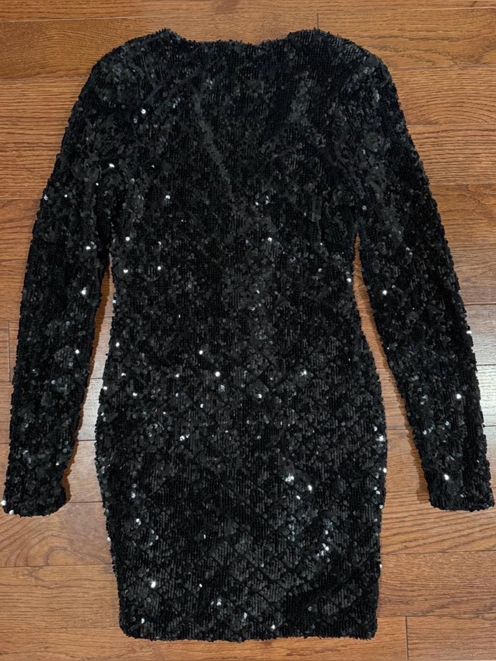 Akira Black Sequin V-Neck Party Dress - Picture 3 of 3